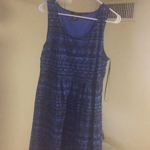 Blue- Aztec type pattern size large